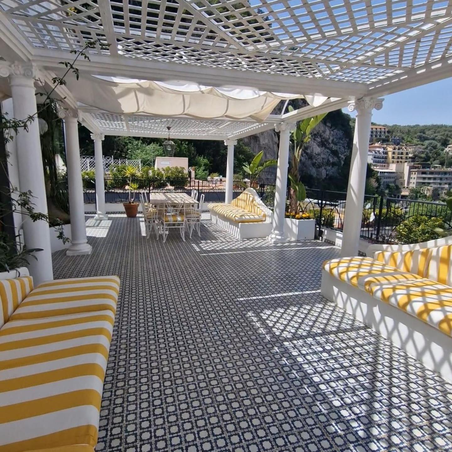 La Casa Di Giorgina Apartment Sorrento Luaran gambar